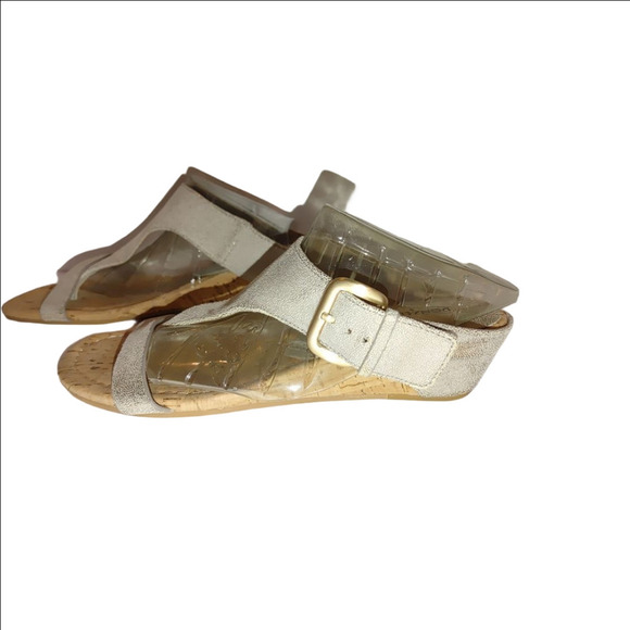 Donald J. Pliner Donni Dylan Size 8.5M Sandals in Metallic Silver - Picture 1 of 6